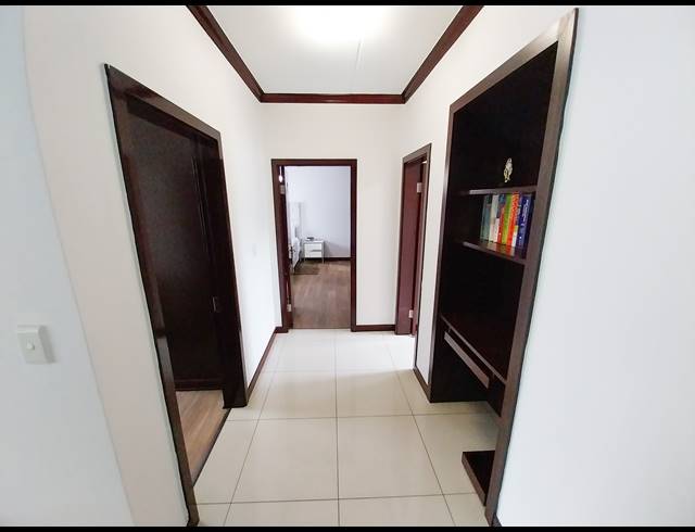 2 BEDROOM APARTMENT FOR SALE IN SUMMERSET
